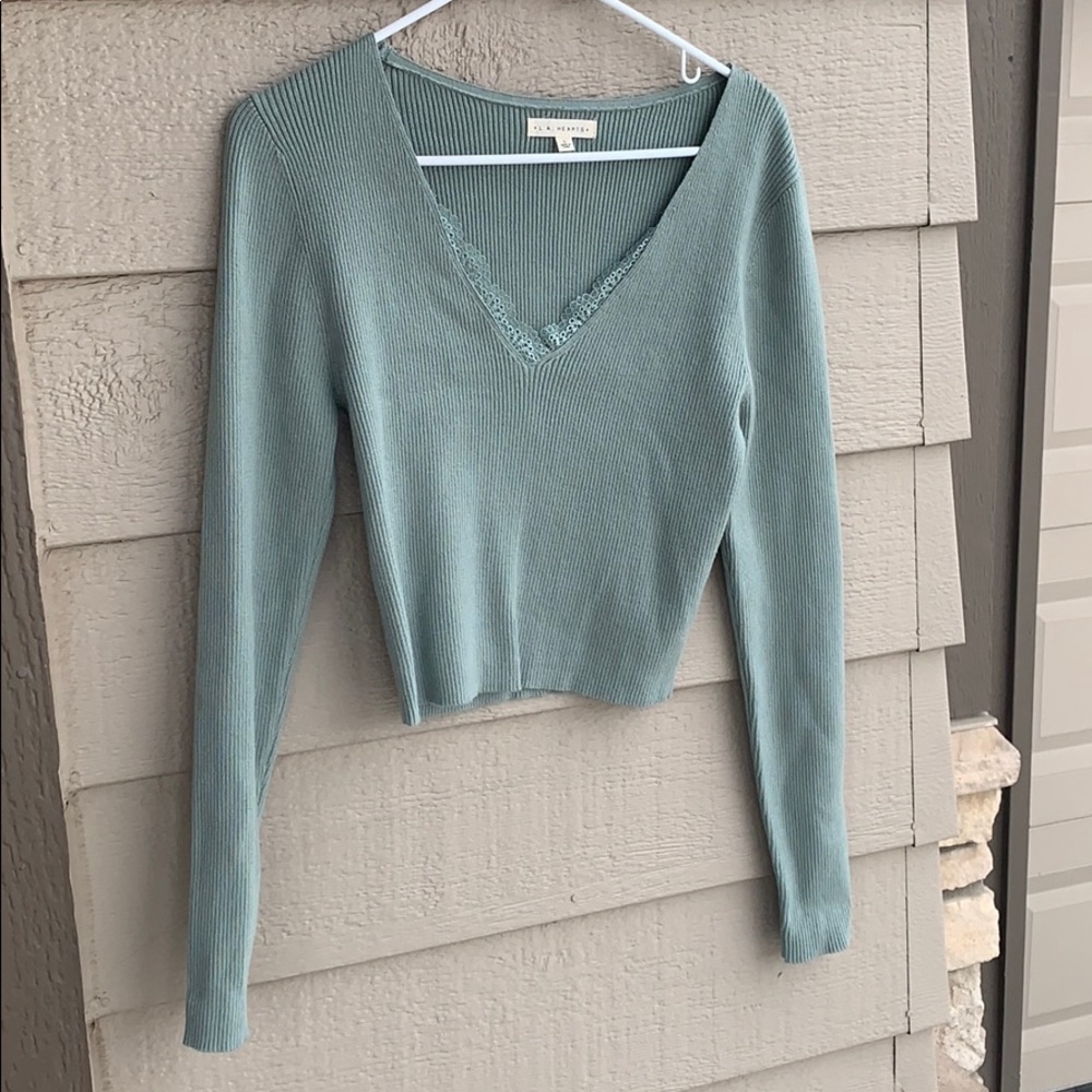 LA Hearts V neck Sweater